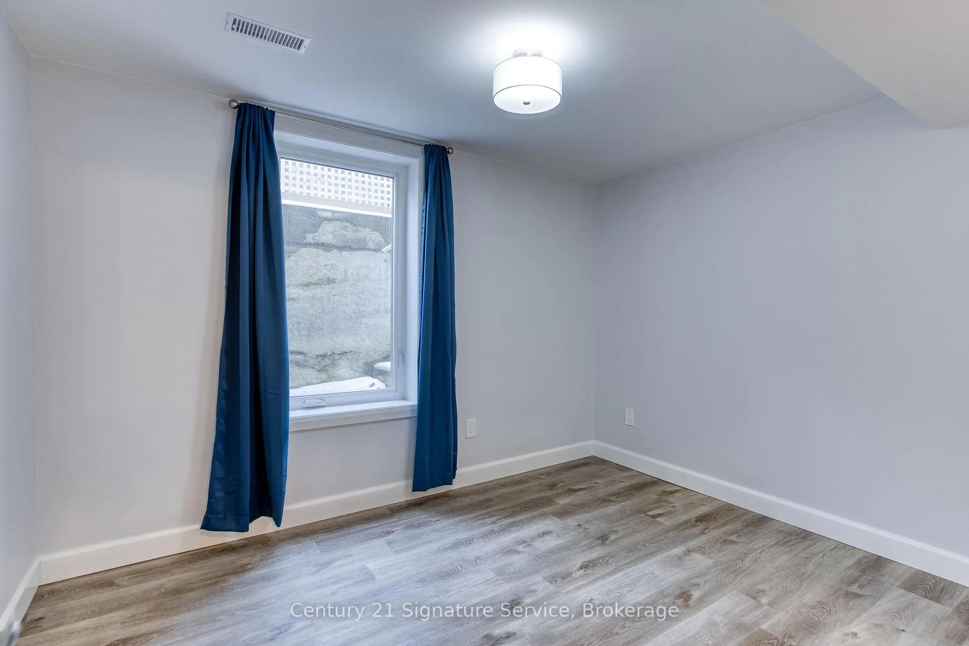 Photo 42 of 7282 Bendigo Circle, Mississauga, Meadowvale — HOMEH