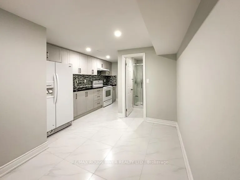 Photo 3 of Unit Basement #1, 1869 Brookshire Square, Pickering, Liverpool — HOMEH