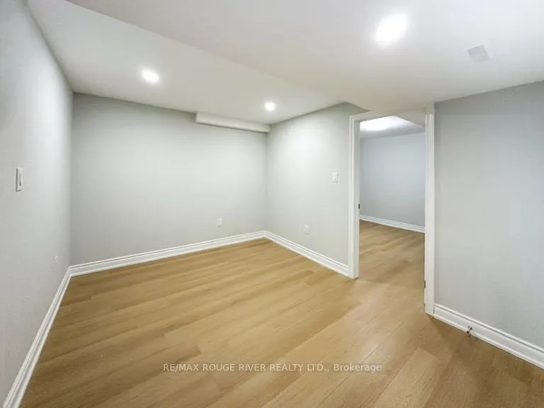 Photo 4 of Unit Basement #1, 1869 Brookshire Square, Pickering, Liverpool — HOMEH
