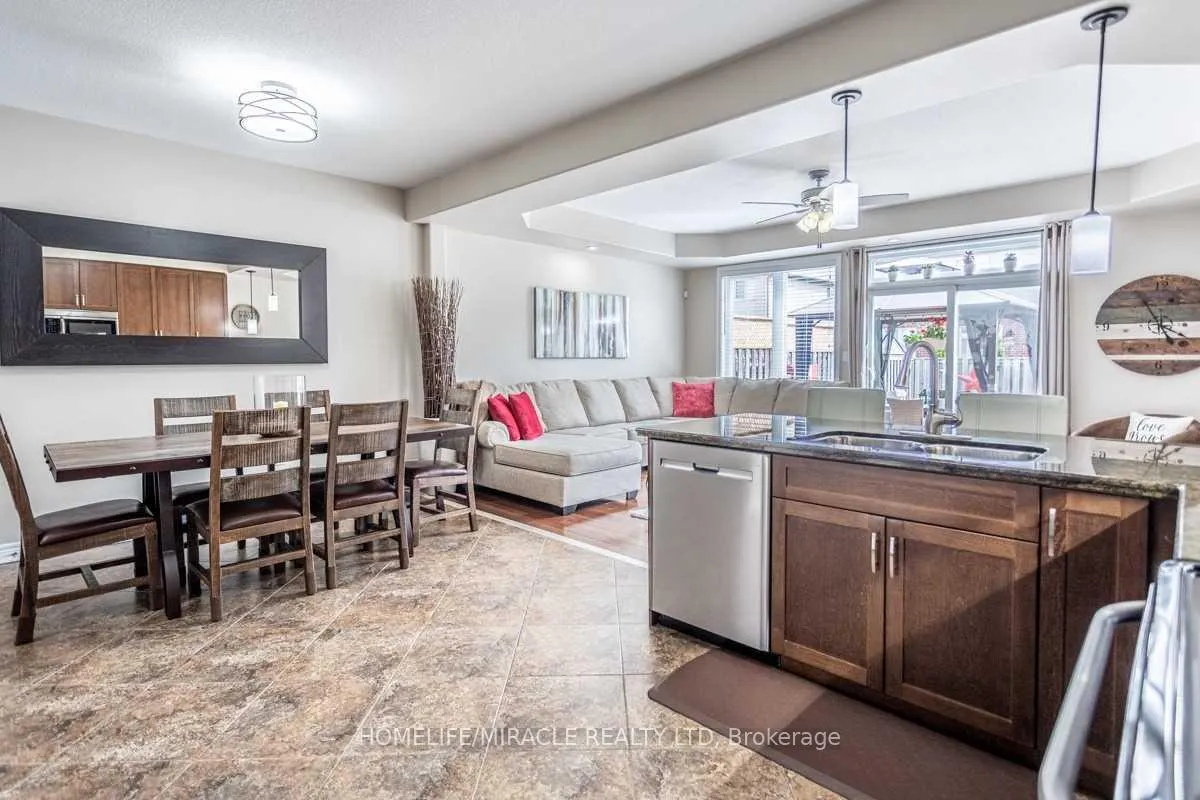 Photo 8 of 94 Fall Fair Way, Hamilton, Binbrook — HOMEH