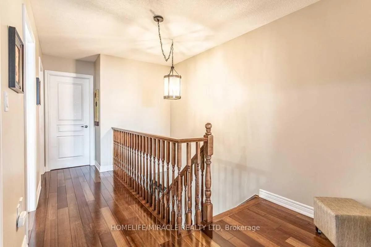 Photo 18 of 94 Fall Fair Way, Hamilton, Binbrook — HOMEH