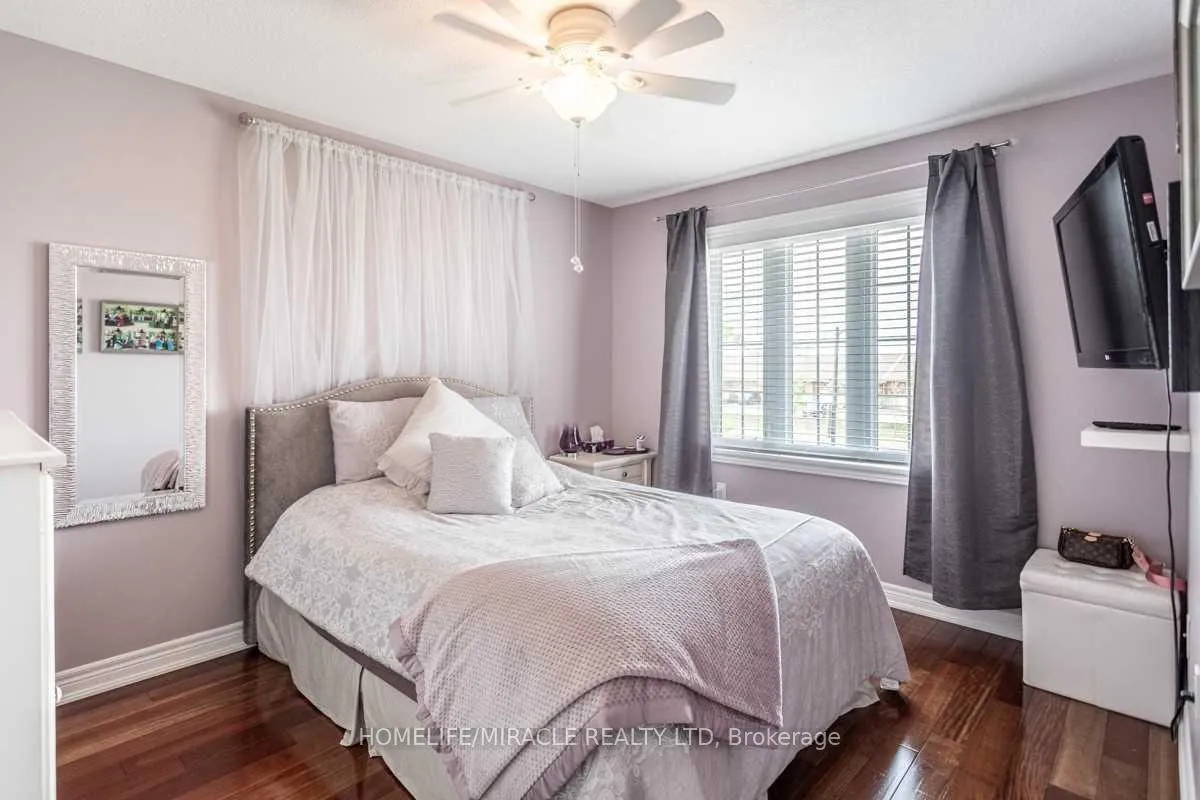 Photo 24 of 94 Fall Fair Way, Hamilton, Binbrook — HOMEH