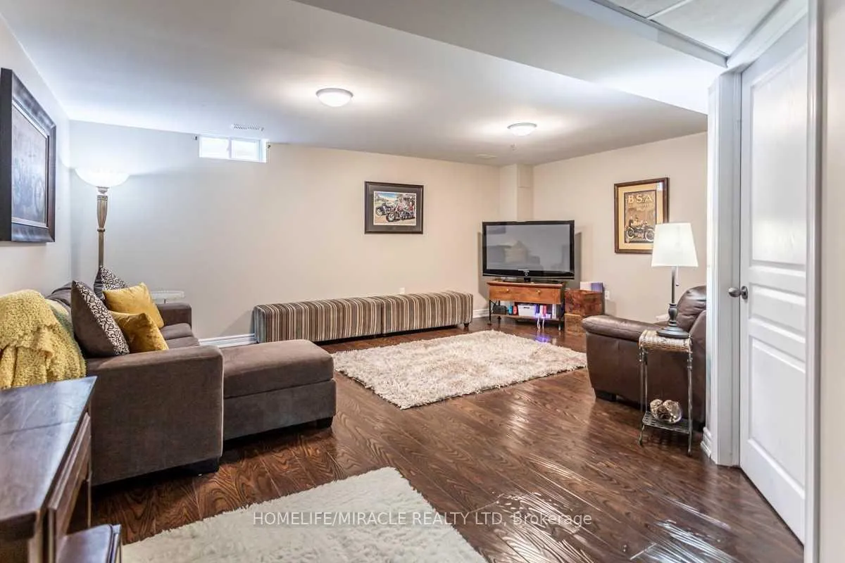 Photo 27 of 94 Fall Fair Way, Hamilton, Binbrook — HOMEH