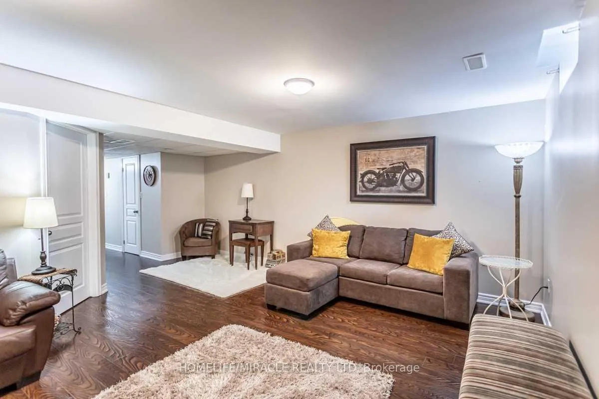 Photo 30 of 94 Fall Fair Way, Hamilton, Binbrook — HOMEH