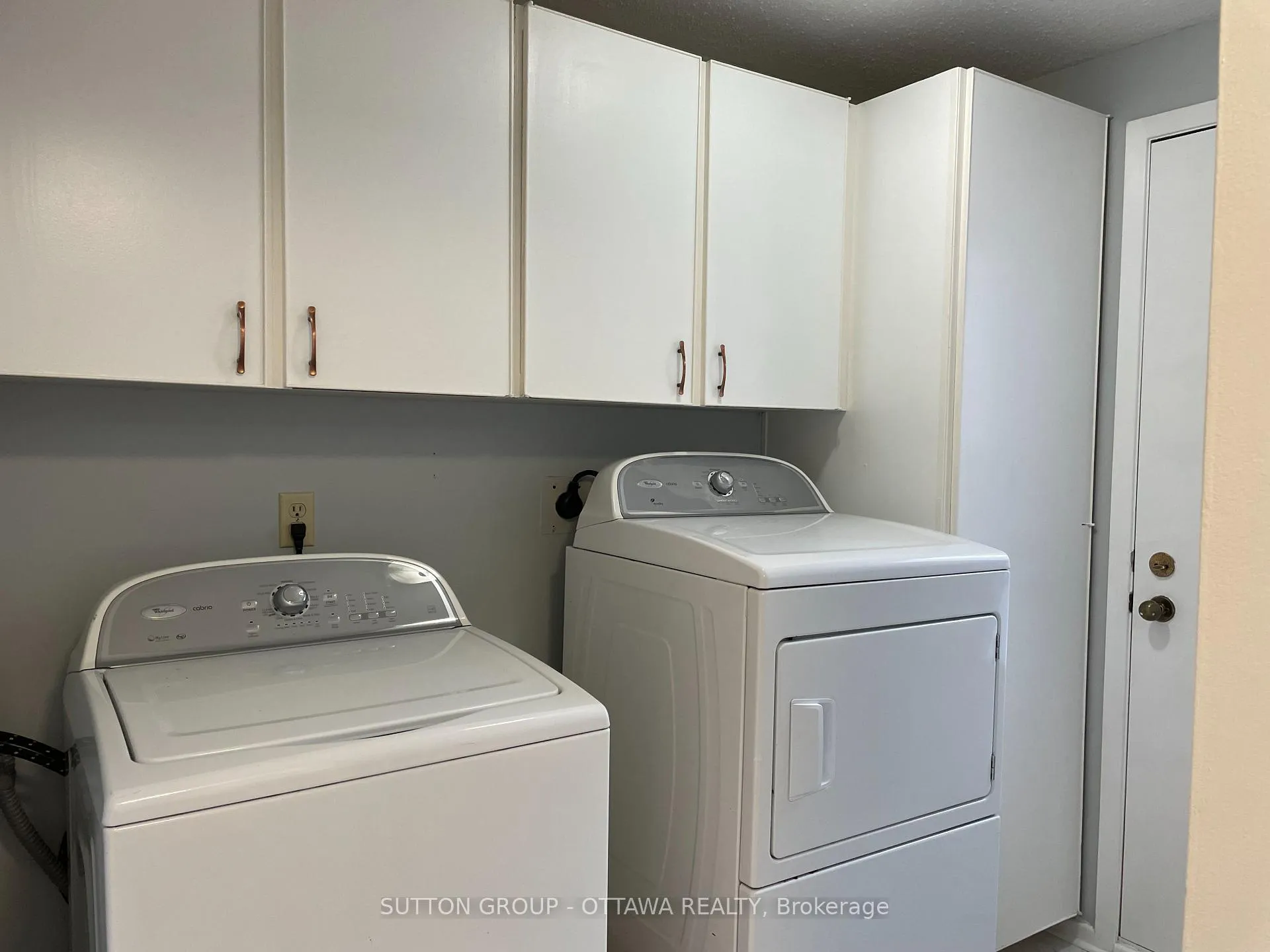 Photo 17 of 1191 Grenoble Crescent, Ottawa, Orleans Wood — HOMEH