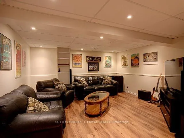 Photo 21 of 1191 Grenoble Crescent, Ottawa, Orleans Wood — HOMEH