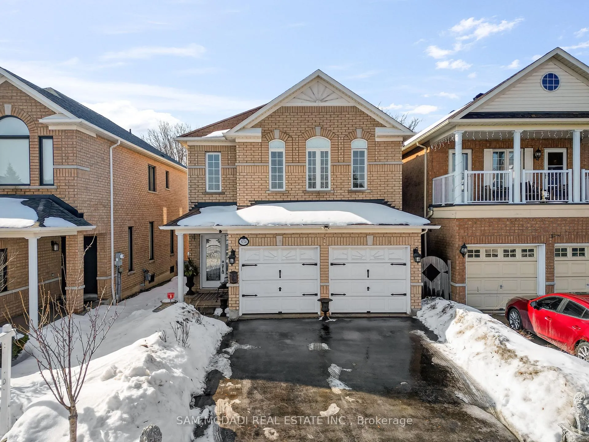 Front of 5224 Churchill Meadows Boulevard