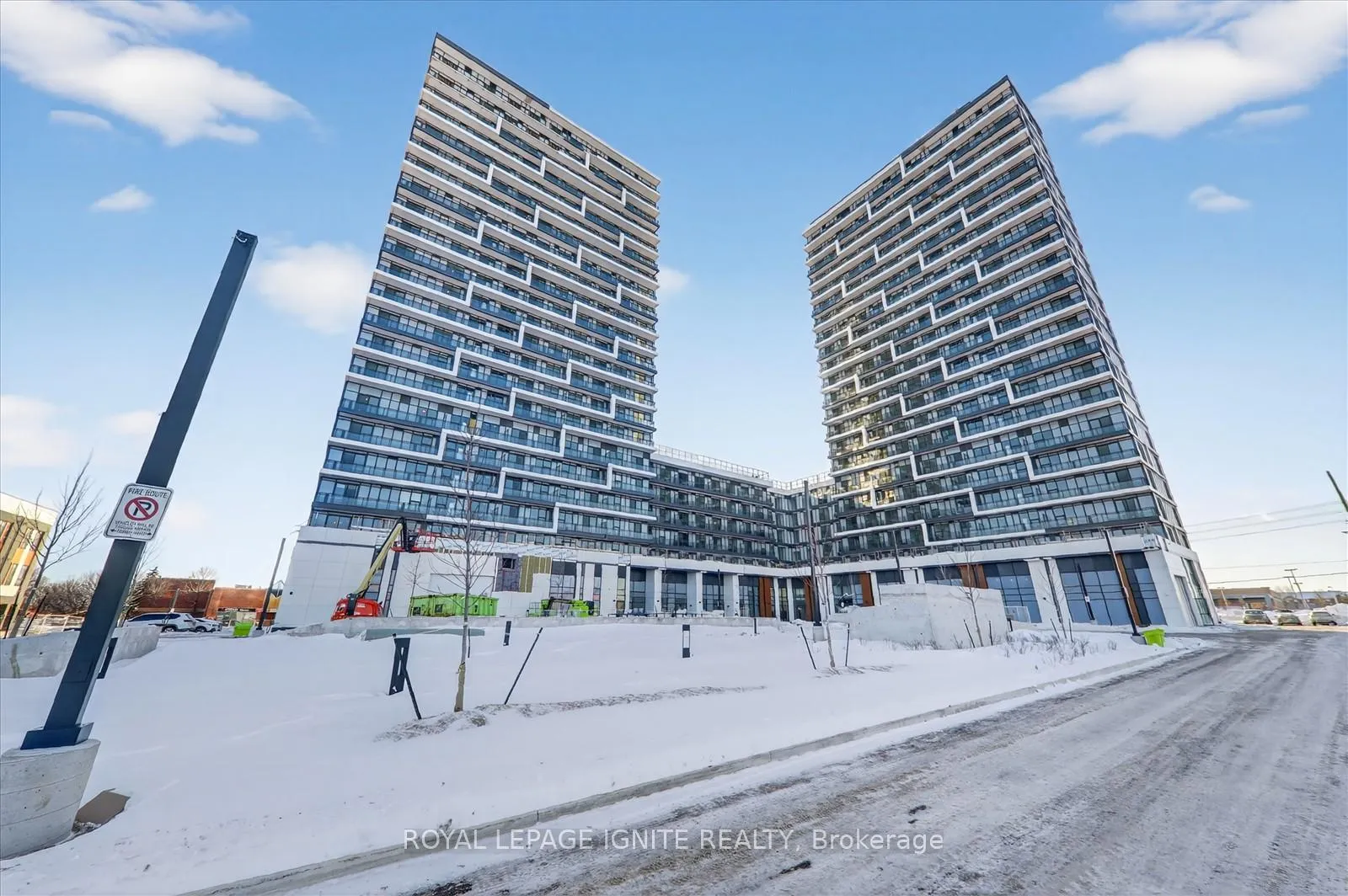 Photo 2 of Unit B-623, 9751 Markham Road, Markham, Greensborough — HOMEH
