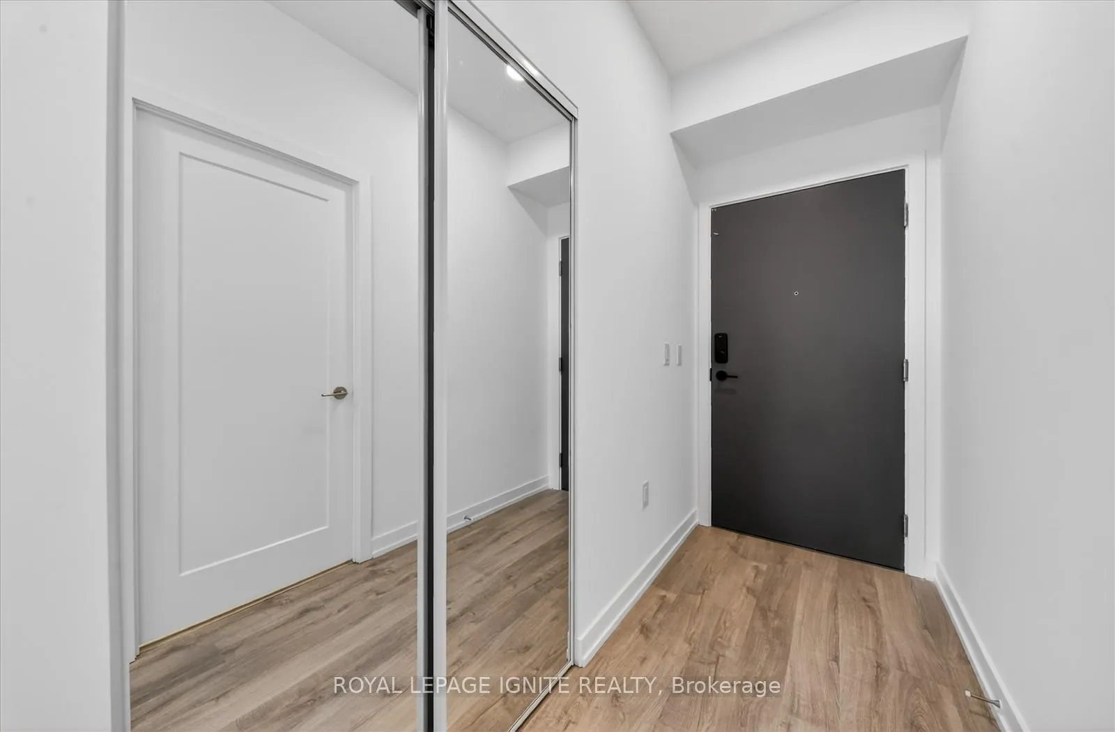 Photo 5 of Unit B-623, 9751 Markham Road, Markham, Greensborough — HOMEH