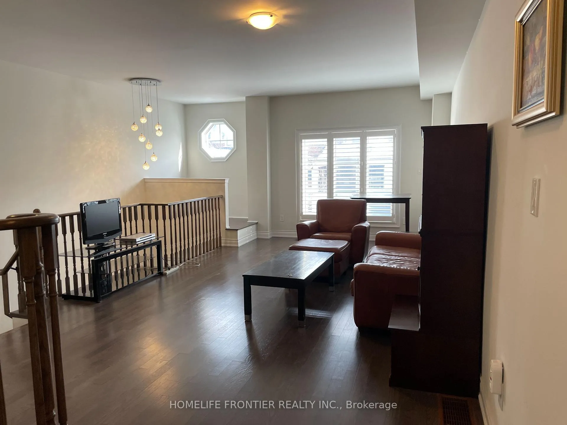 Photo 3 of 26 Dryden Way, Etobicoke, Willowridge-Martingrove-Richview — HOMEH