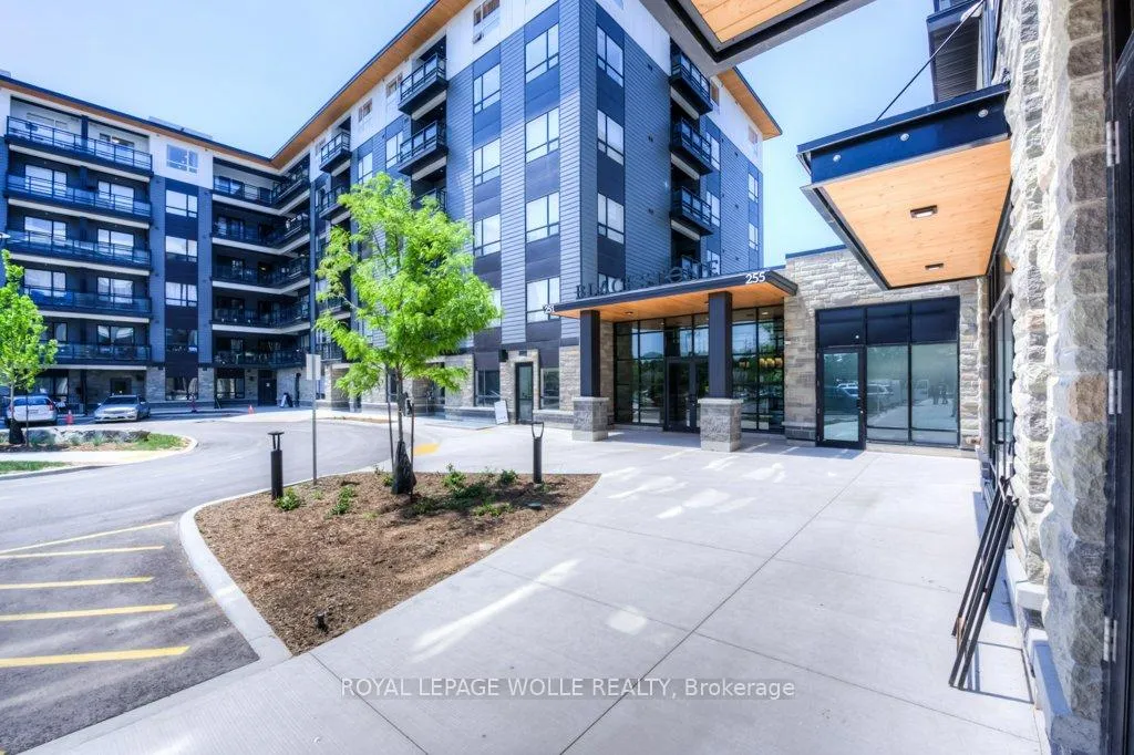 Photo 6 of Unit 510, 255 Northfield Drive, Waterloo — HOMEH
