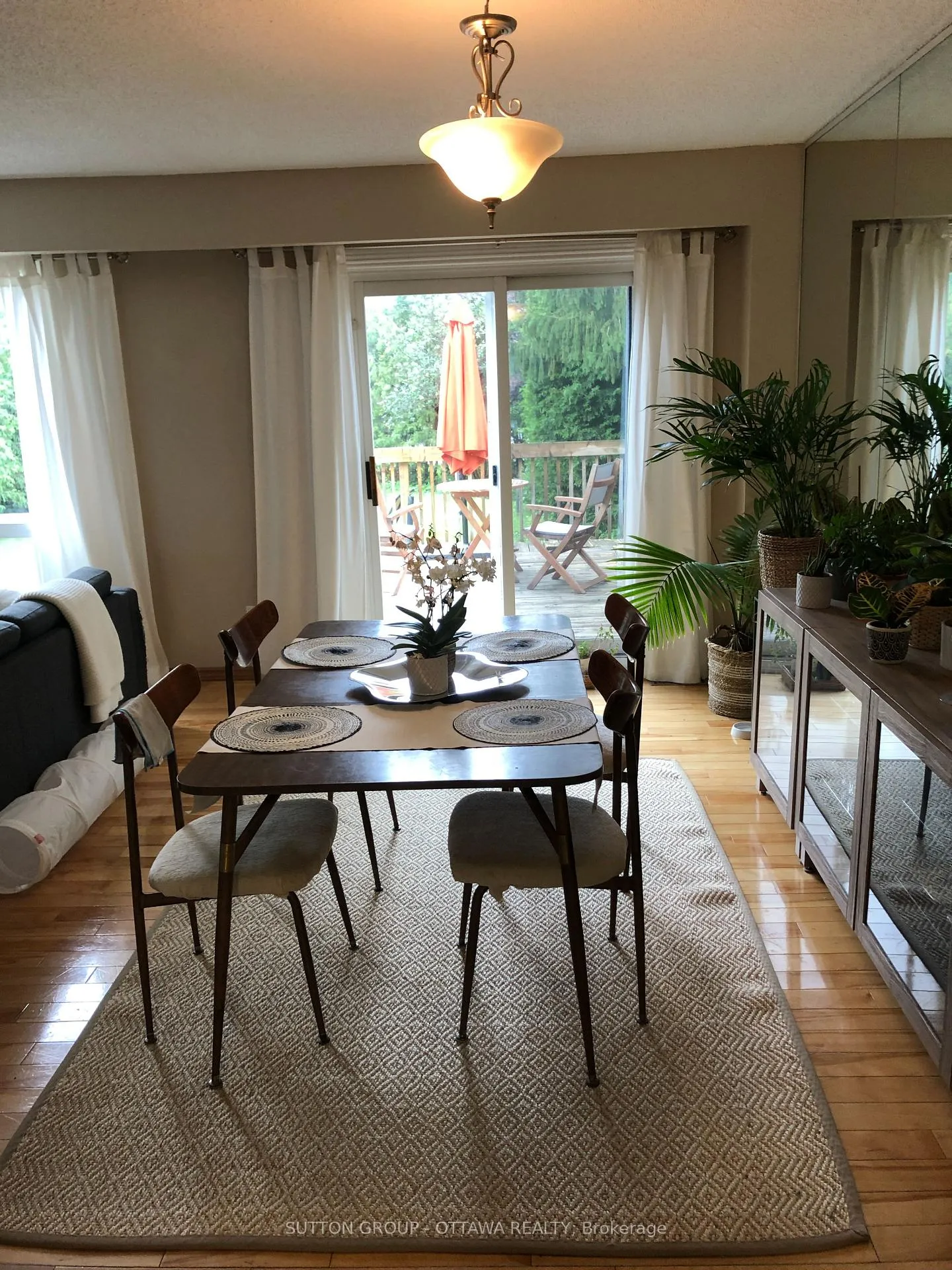 Photo 7 of 1713 Stoneboat Crescent, Ottawa, Convent Glen South — HOMEH
