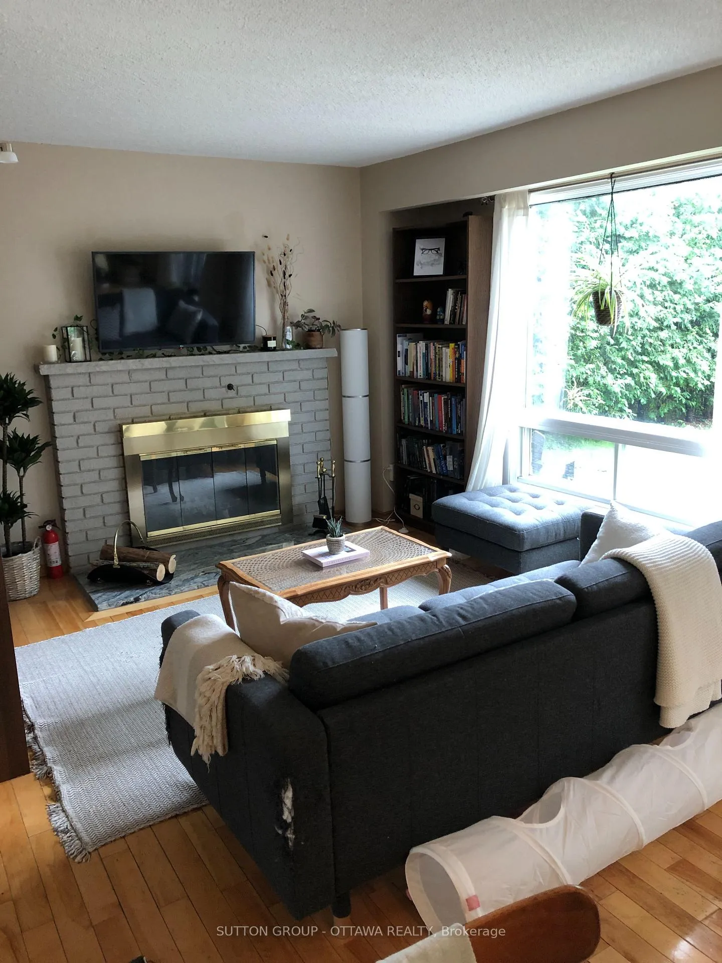 Photo 9 of 1713 Stoneboat Crescent, Ottawa, Convent Glen South — HOMEH