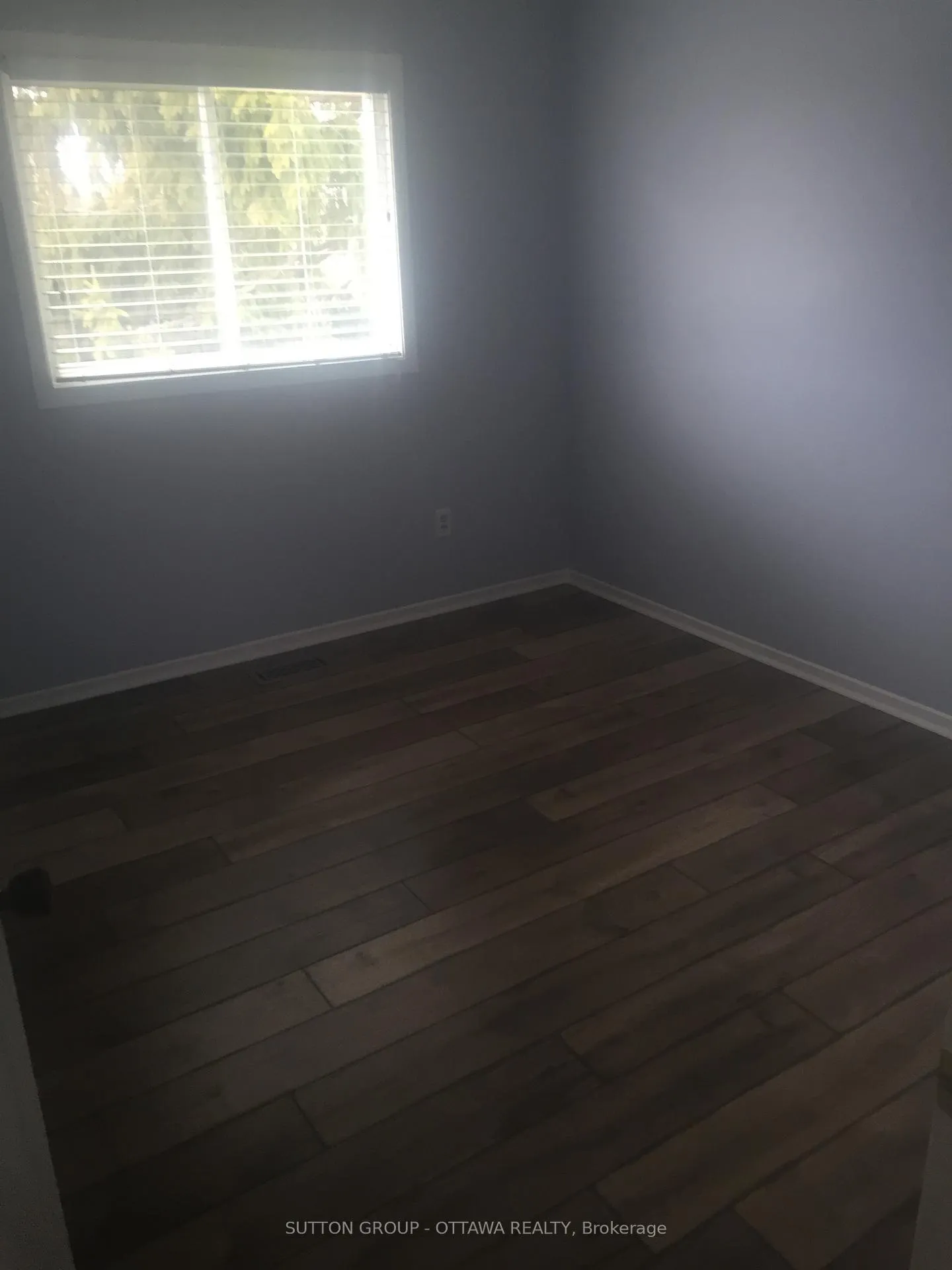 Photo 15 of 1713 Stoneboat Crescent, Ottawa, Convent Glen South — HOMEH