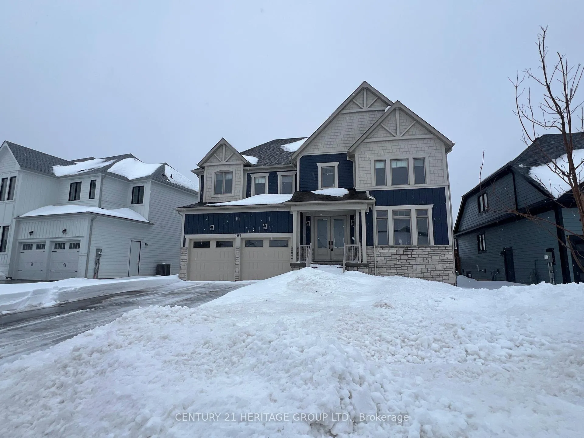 Photo 1 of 107 Reed Way, Blue Mountains — HOMEH