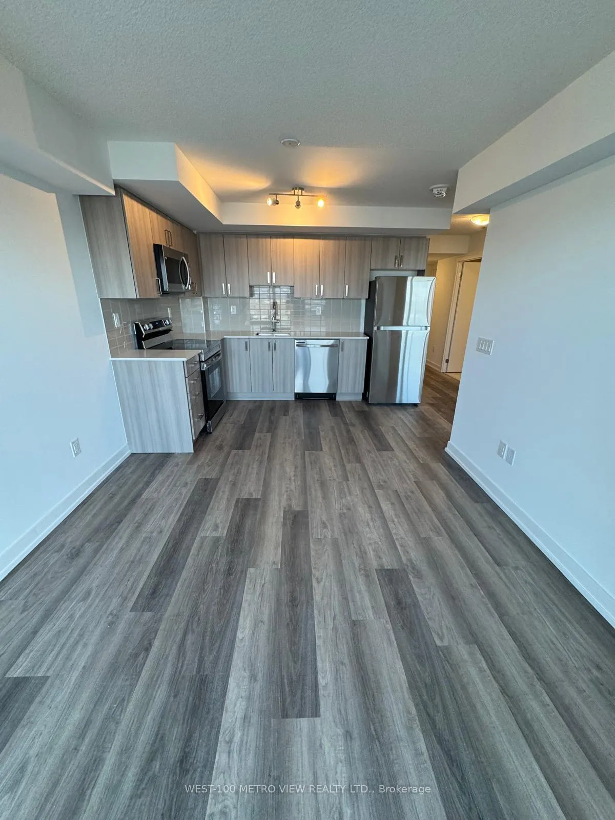 Photo 2 of Unit 1411, 1435 Celebration Drive, Pickering, Bay Ridges — HOMEH