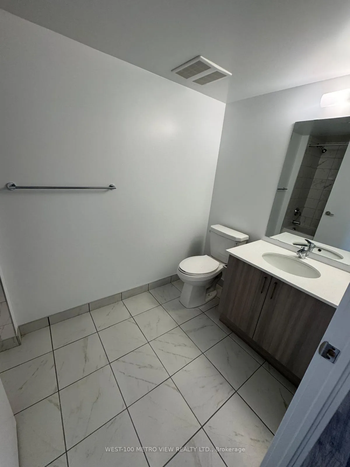 Photo 7 of Unit 1411, 1435 Celebration Drive, Pickering, Bay Ridges — HOMEH