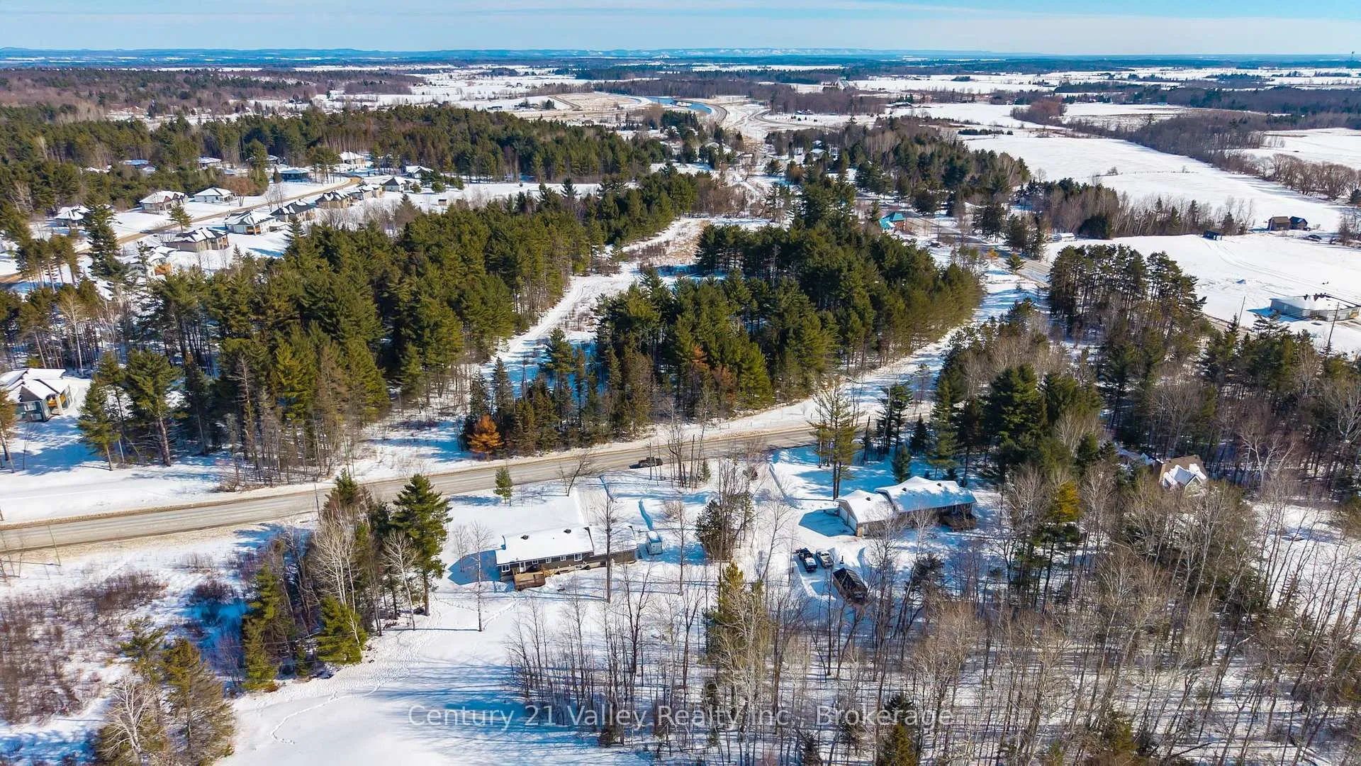 Photo 2 of 543 Anderson Road, McNab/Braeside, Mcnab/Braeside Twps — HOMEH