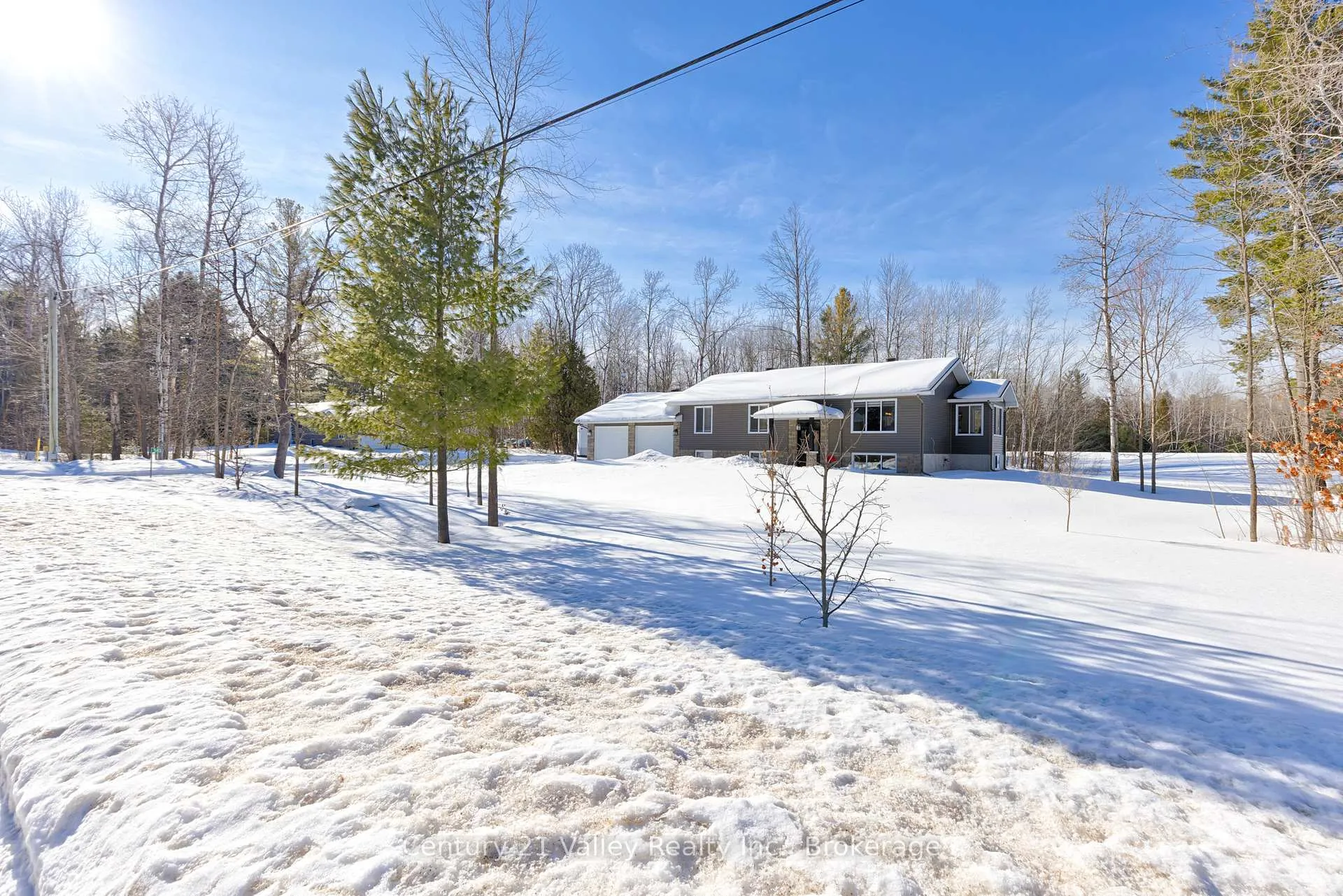 Photo 3 of 543 Anderson Road, McNab/Braeside, Mcnab/Braeside Twps — HOMEH