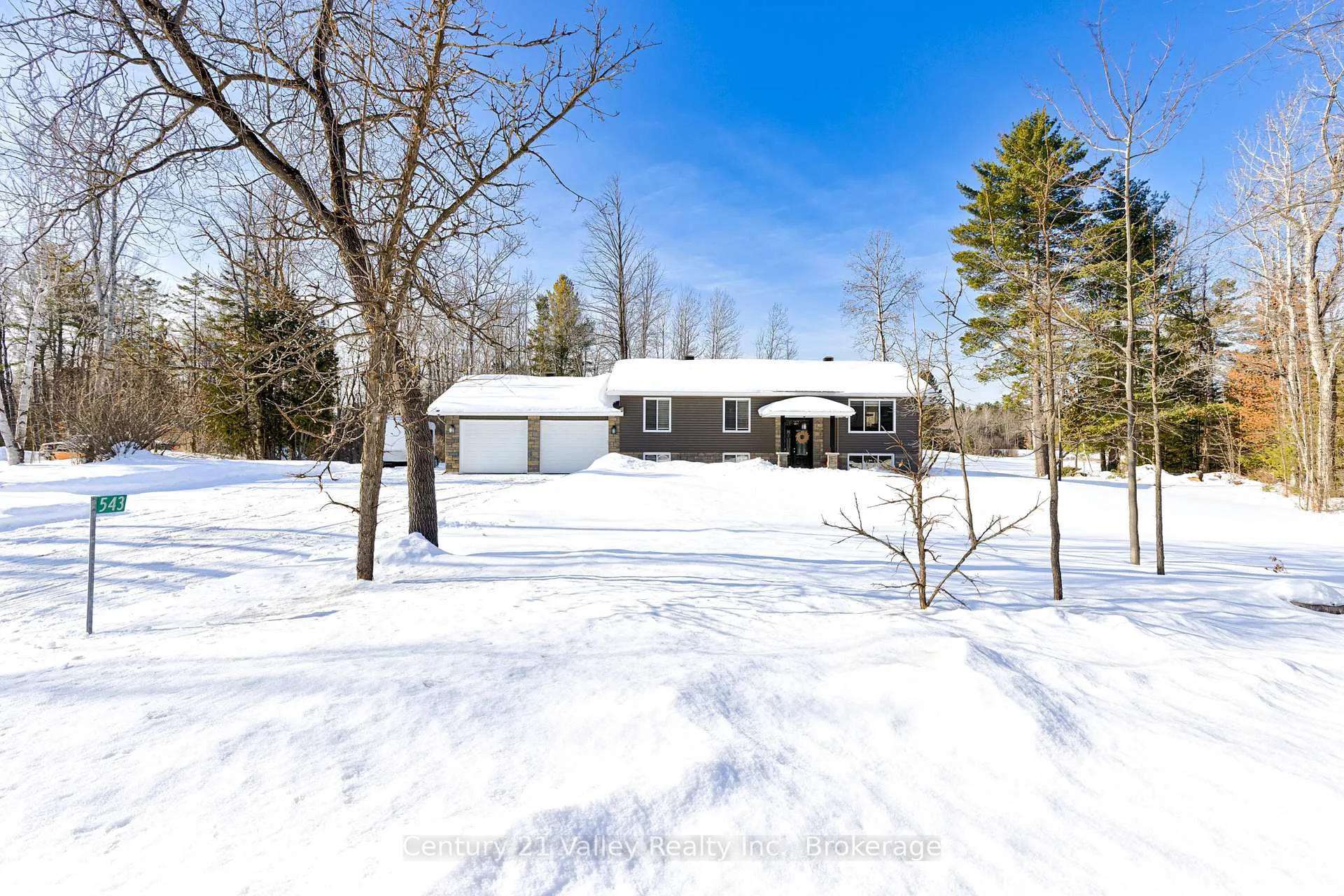 Photo 5 of 543 Anderson Road, McNab/Braeside, Mcnab/Braeside Twps — HOMEH