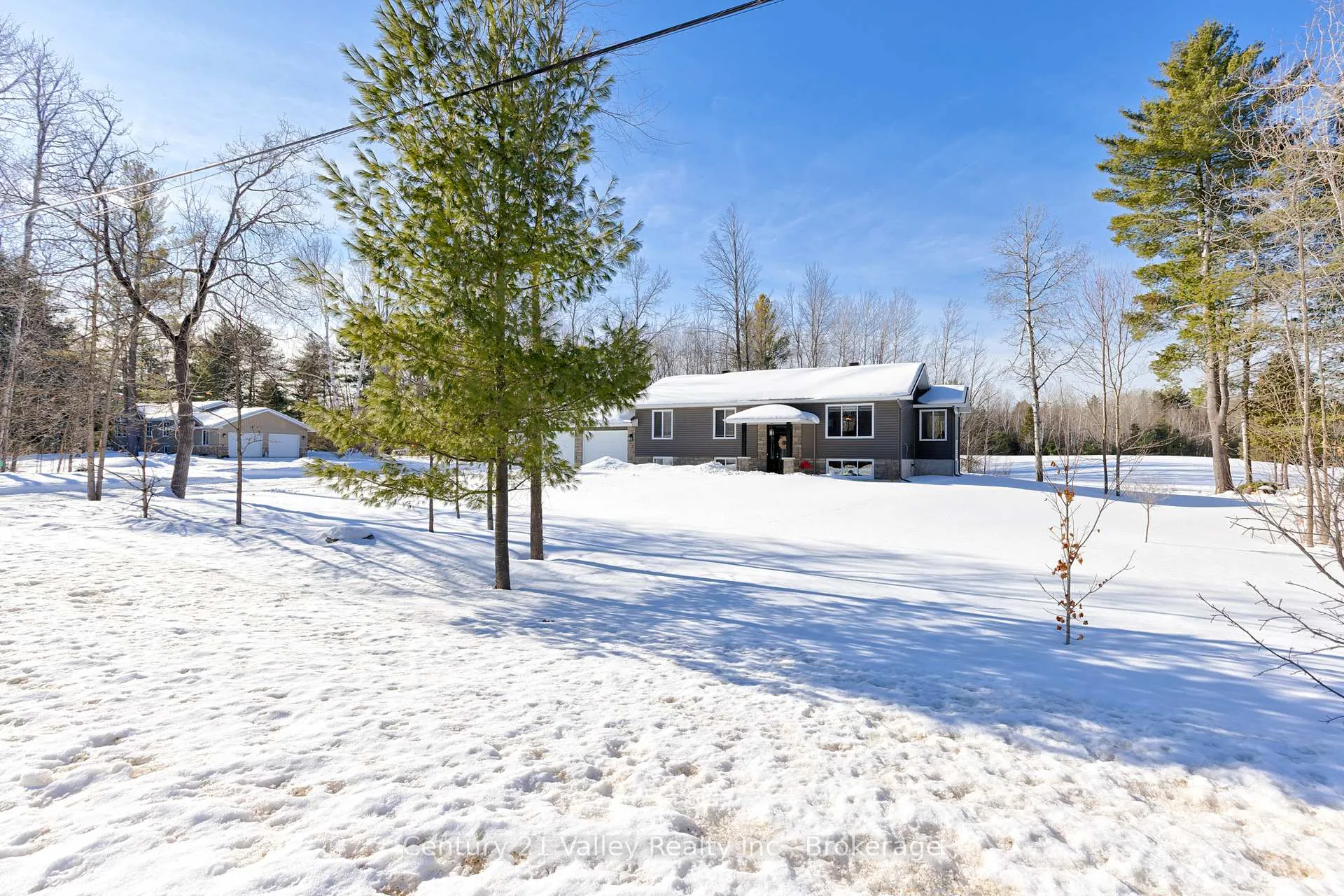Photo 7 of 543 Anderson Road, McNab/Braeside, Mcnab/Braeside Twps — HOMEH