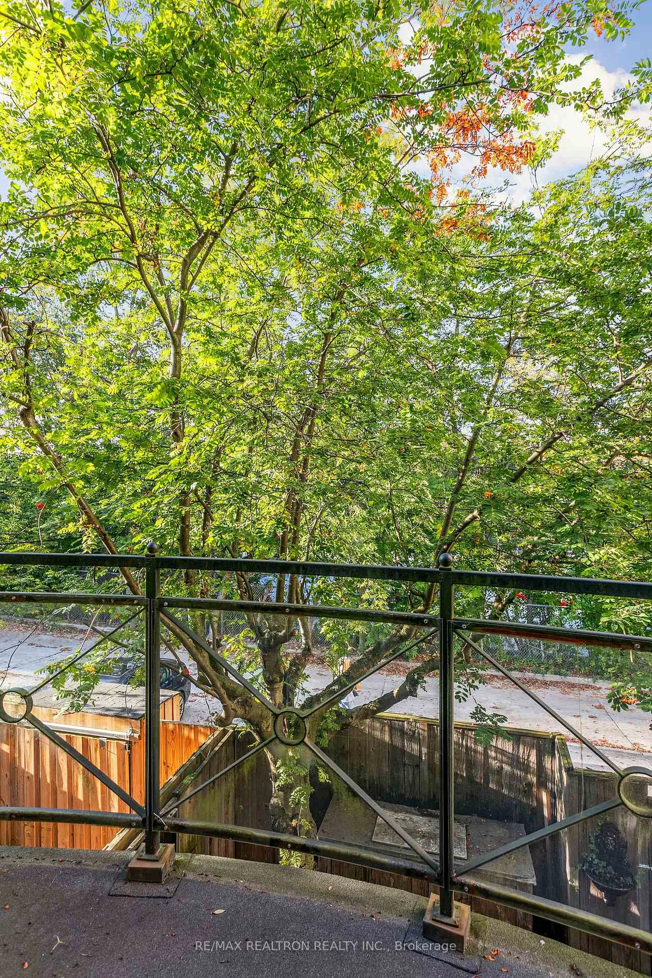 Photo 23 of 8 Belmont Street, Toronto, The Annex — HOMEH