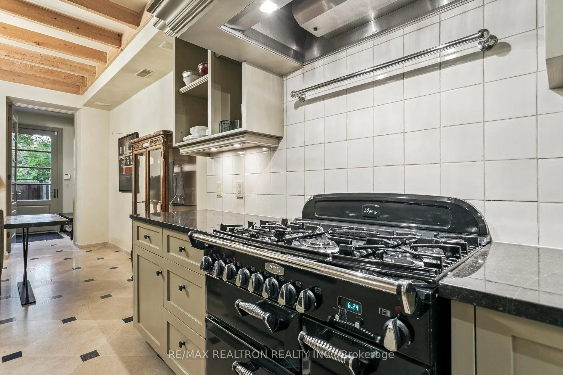 Photo 28 of 8 Belmont Street, Toronto, The Annex — HOMEH