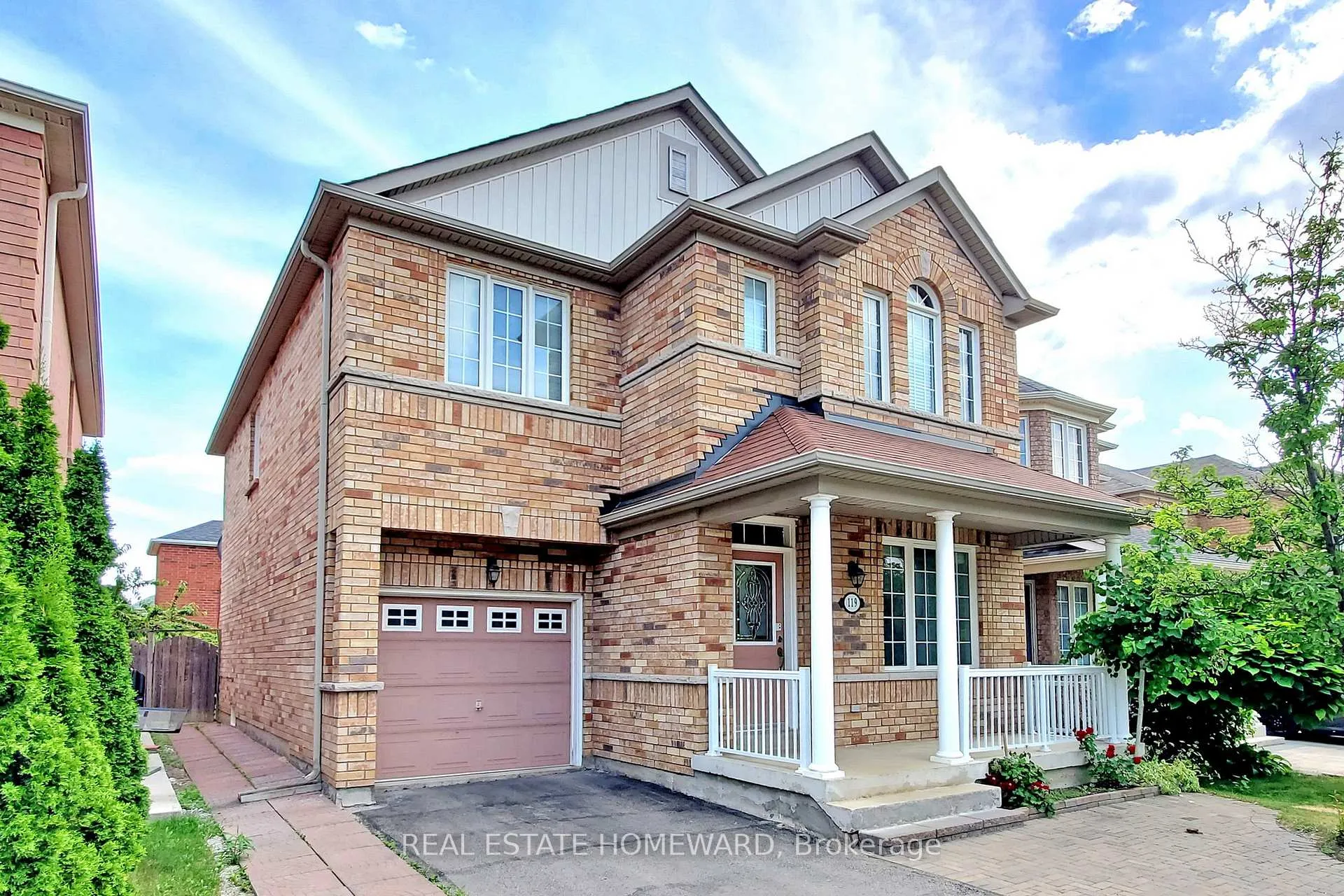 Photo 2 of 119 Capera Drive, Vaughan, Vellore Village — HOMEH