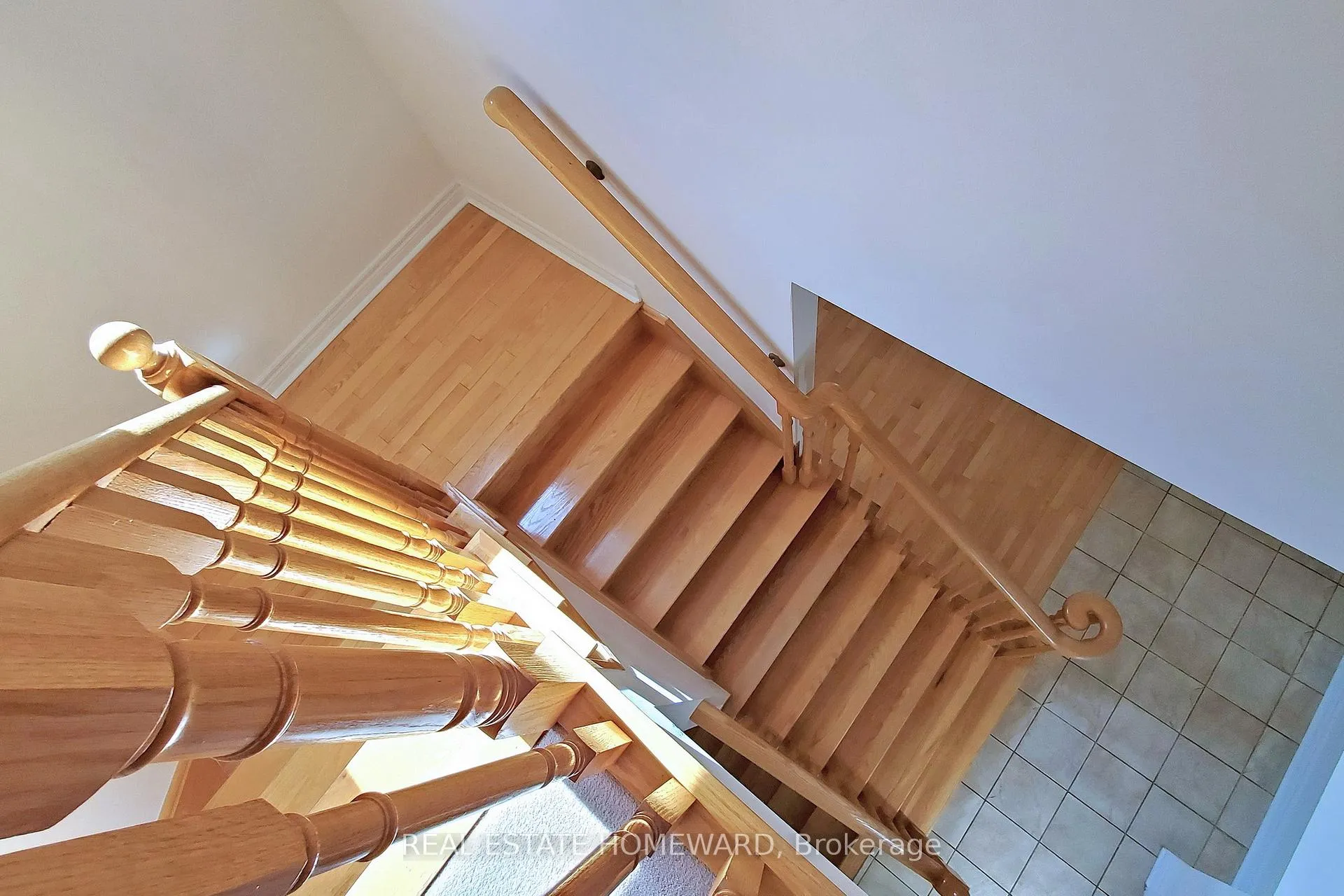 Photo 18 of 119 Capera Drive, Vaughan, Vellore Village — HOMEH