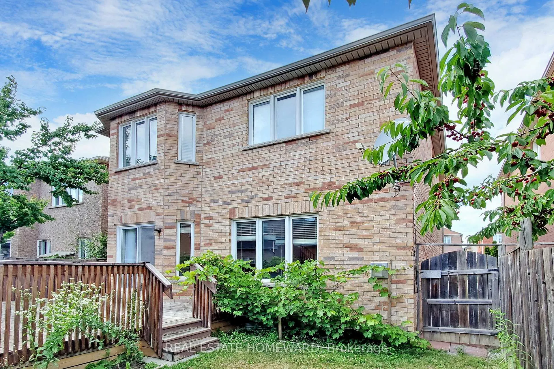 Photo 35 of 119 Capera Drive, Vaughan, Vellore Village — HOMEH