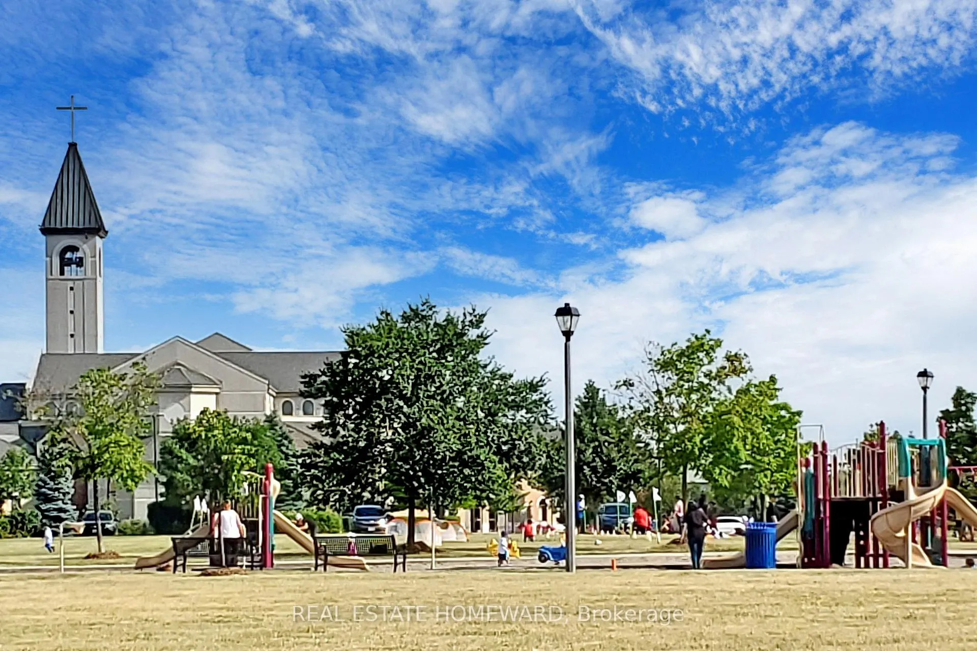 Photo 39 of 119 Capera Drive, Vaughan, Vellore Village — HOMEH