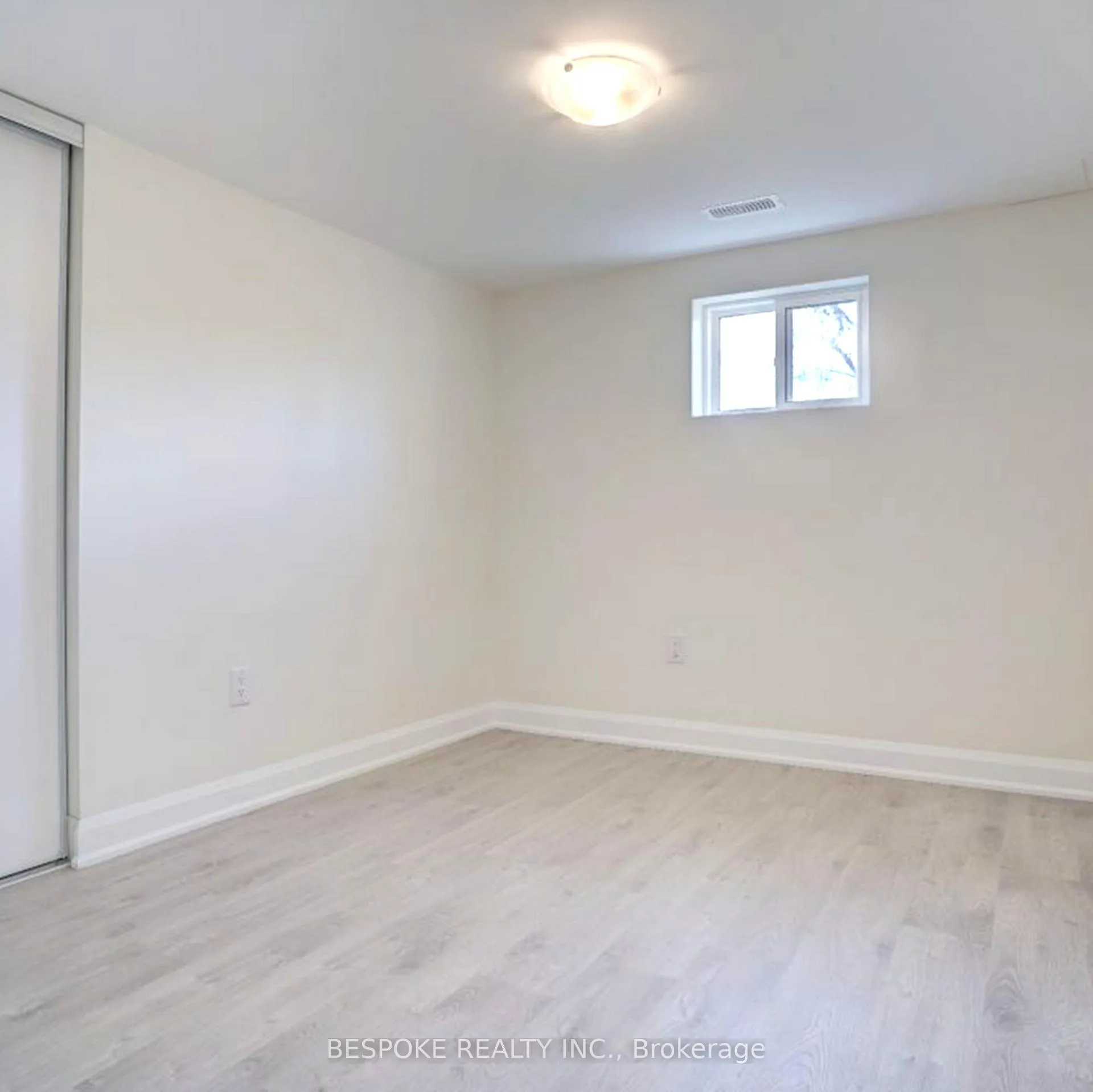 Photo 5 of Unit Bsmt, 740 Breezy Drive, Pickering, West Shore — HOMEH
