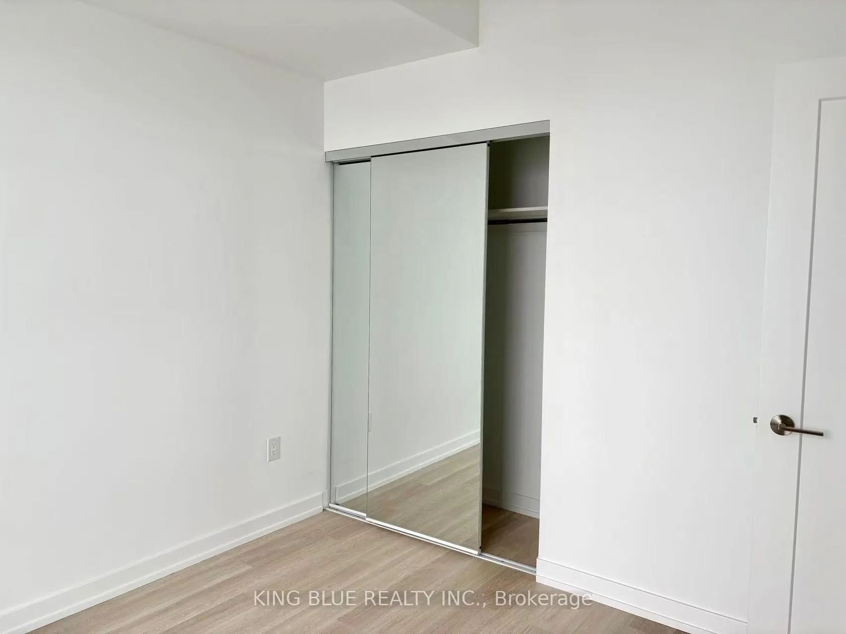 Photo 5 of Unit 1512, 9763 Markham Road, Markham, Greensborough — HOMEH