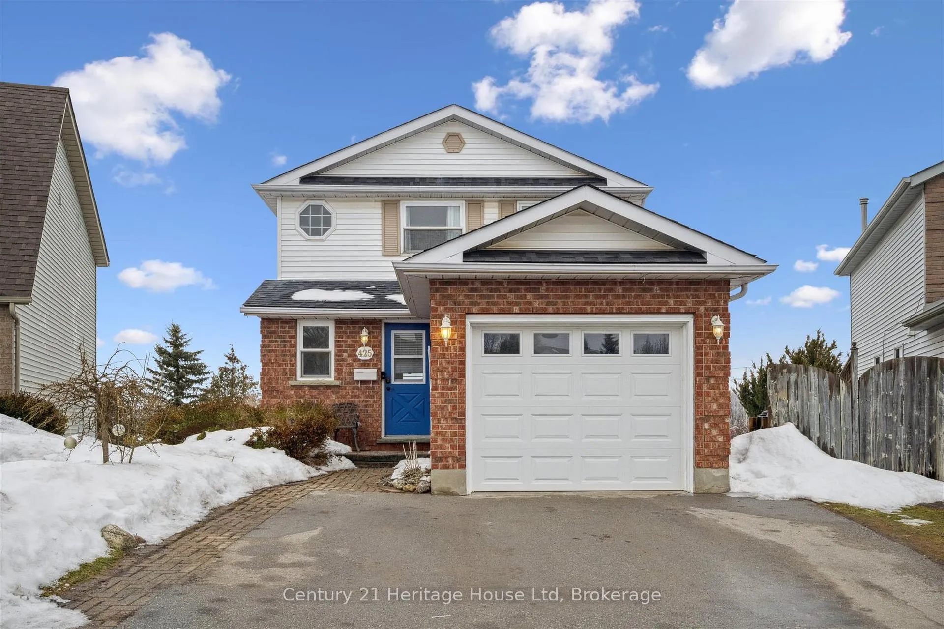 Photo 1 of 425 Misty Crescent, Kitchener, Grand River North — HOMEH