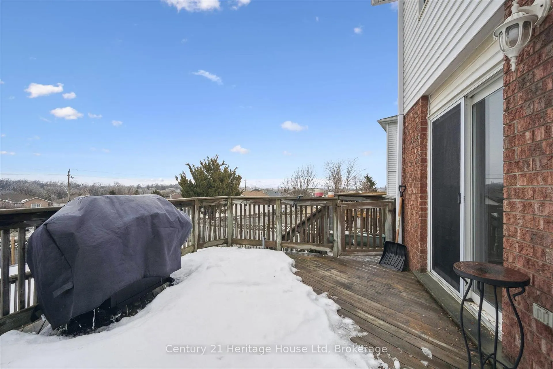 Photo 28 of 425 Misty Crescent, Kitchener, Grand River North — HOMEH