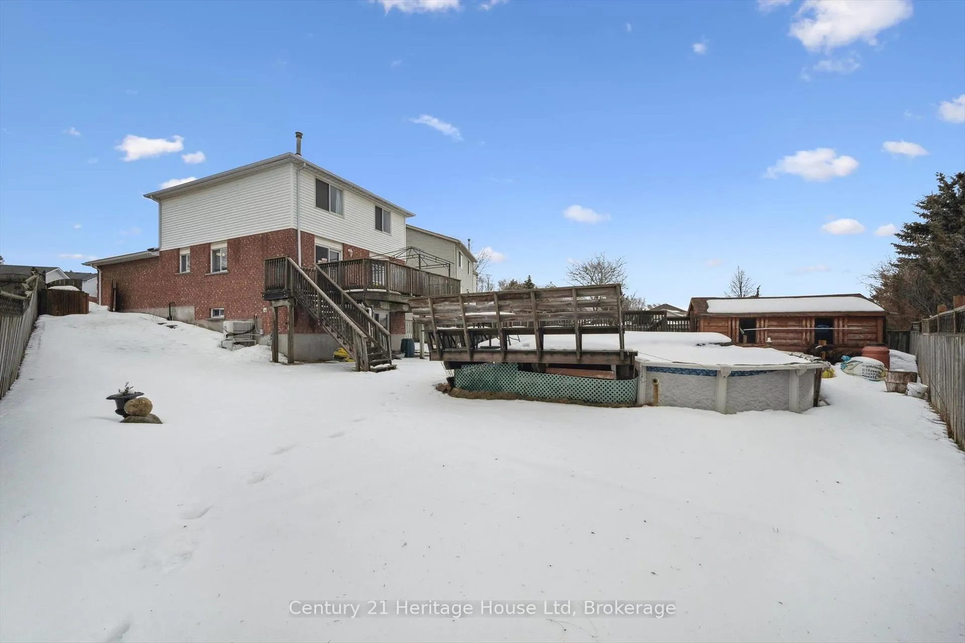 Photo 34 of 425 Misty Crescent, Kitchener, Grand River North — HOMEH