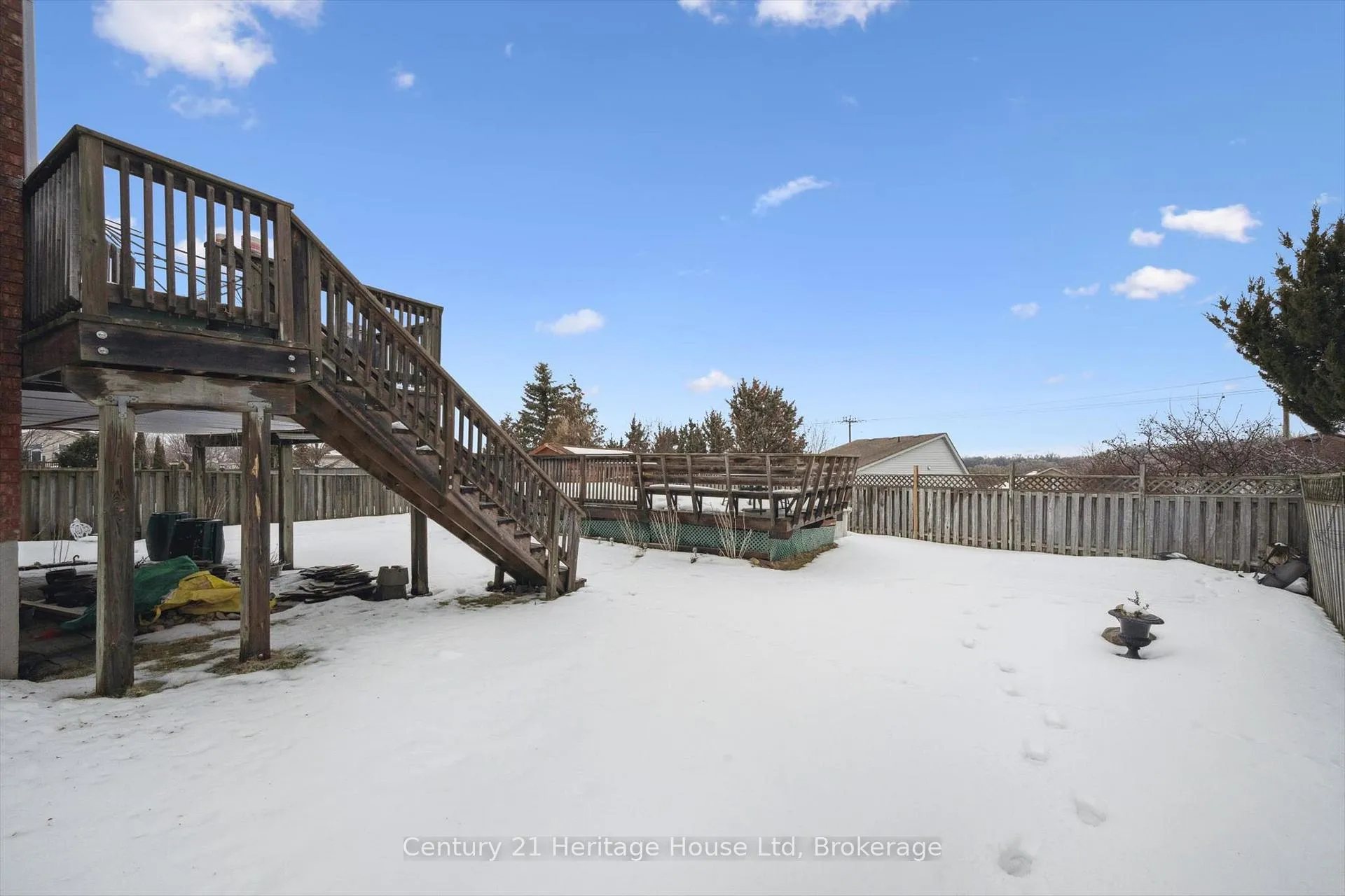 Photo 35 of 425 Misty Crescent, Kitchener, Grand River North — HOMEH