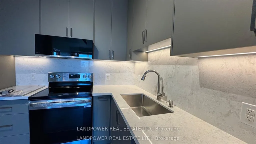 Photo 3 of Unit 1017, 325 South Park Road, Markham, Commerce Valley — HOMEH