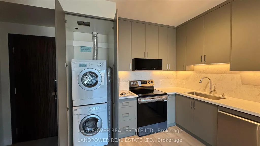 Photo 8 of Unit 1017, 325 South Park Road, Markham, Commerce Valley — HOMEH