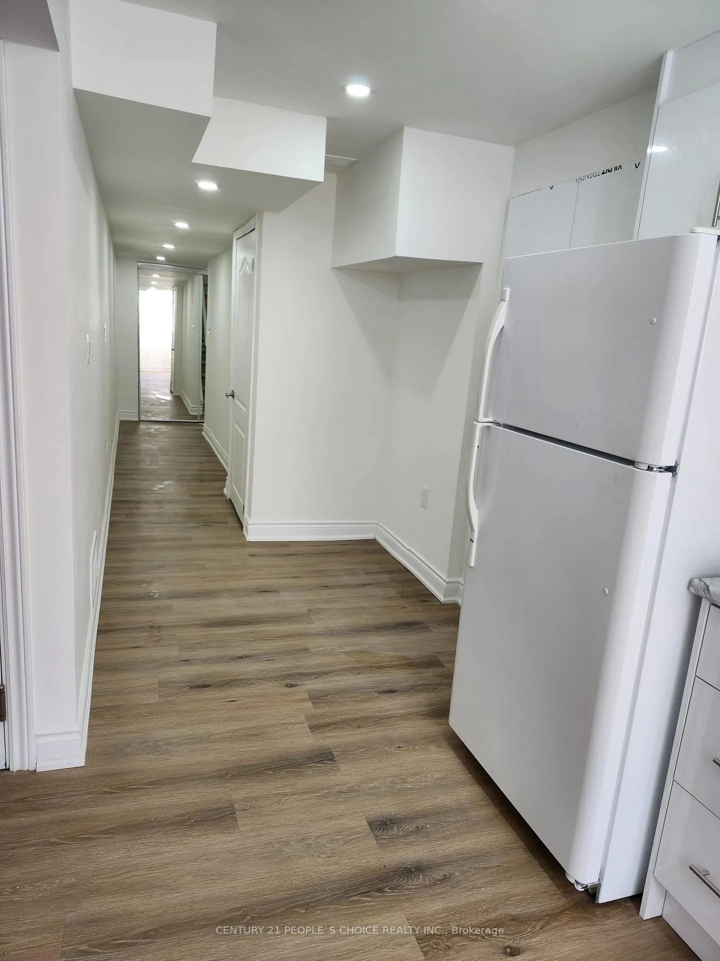 Photo 5 of 40 Sleeth Street, Brantford — HOMEH