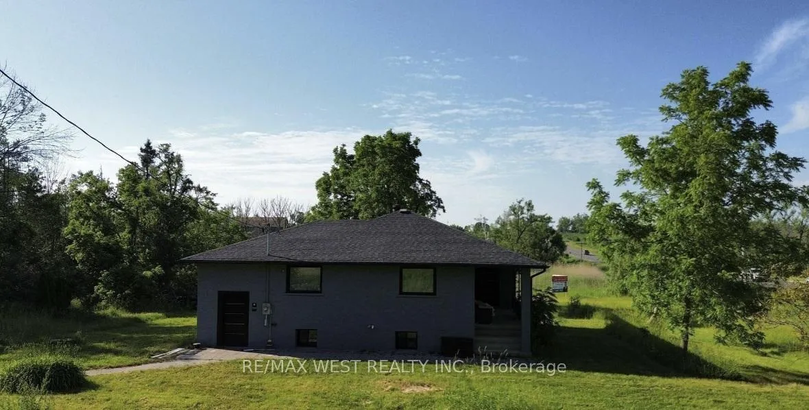 Photo 34 of 7118 Yonge Street, Innisfil, Rural Innisfil — HOMEH