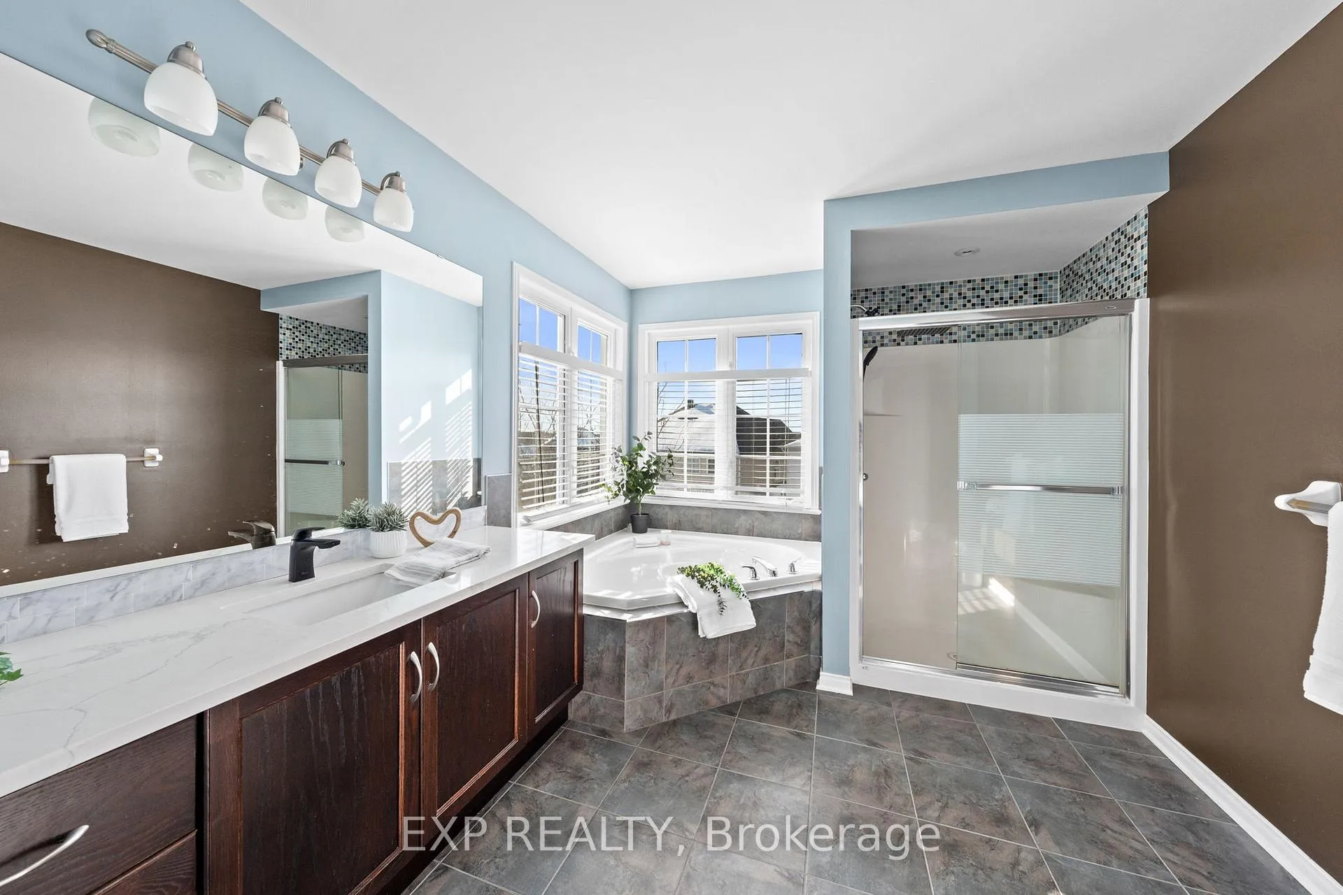 Photo 23 of 117 Joshua Street, Ottawa, Mer Bleue/Bradley Estates/Anderson Park — HOMEH