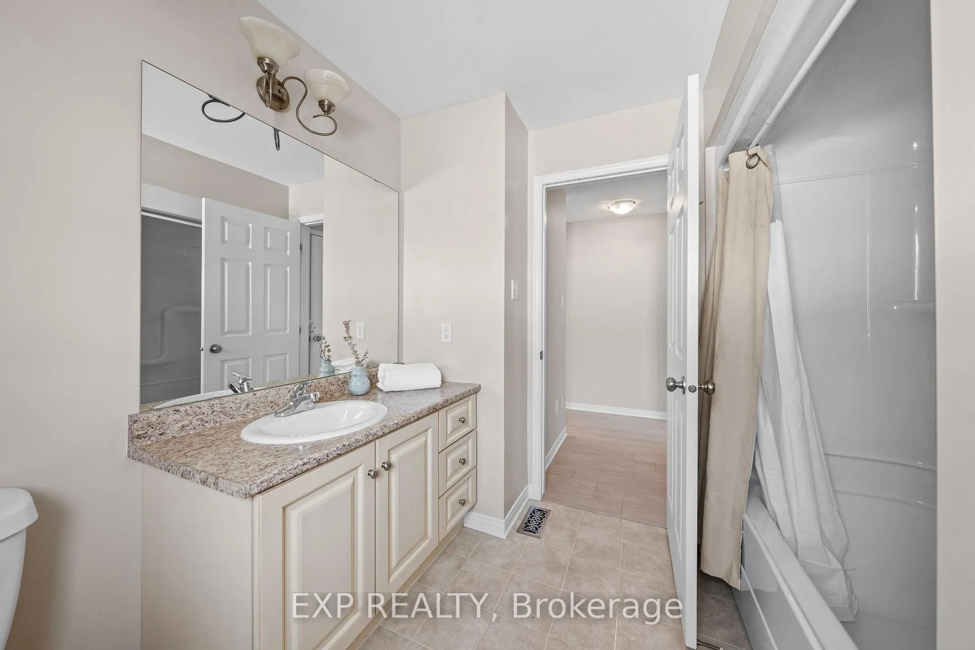 Photo 31 of 117 Joshua Street, Ottawa, Mer Bleue/Bradley Estates/Anderson Park — HOMEH