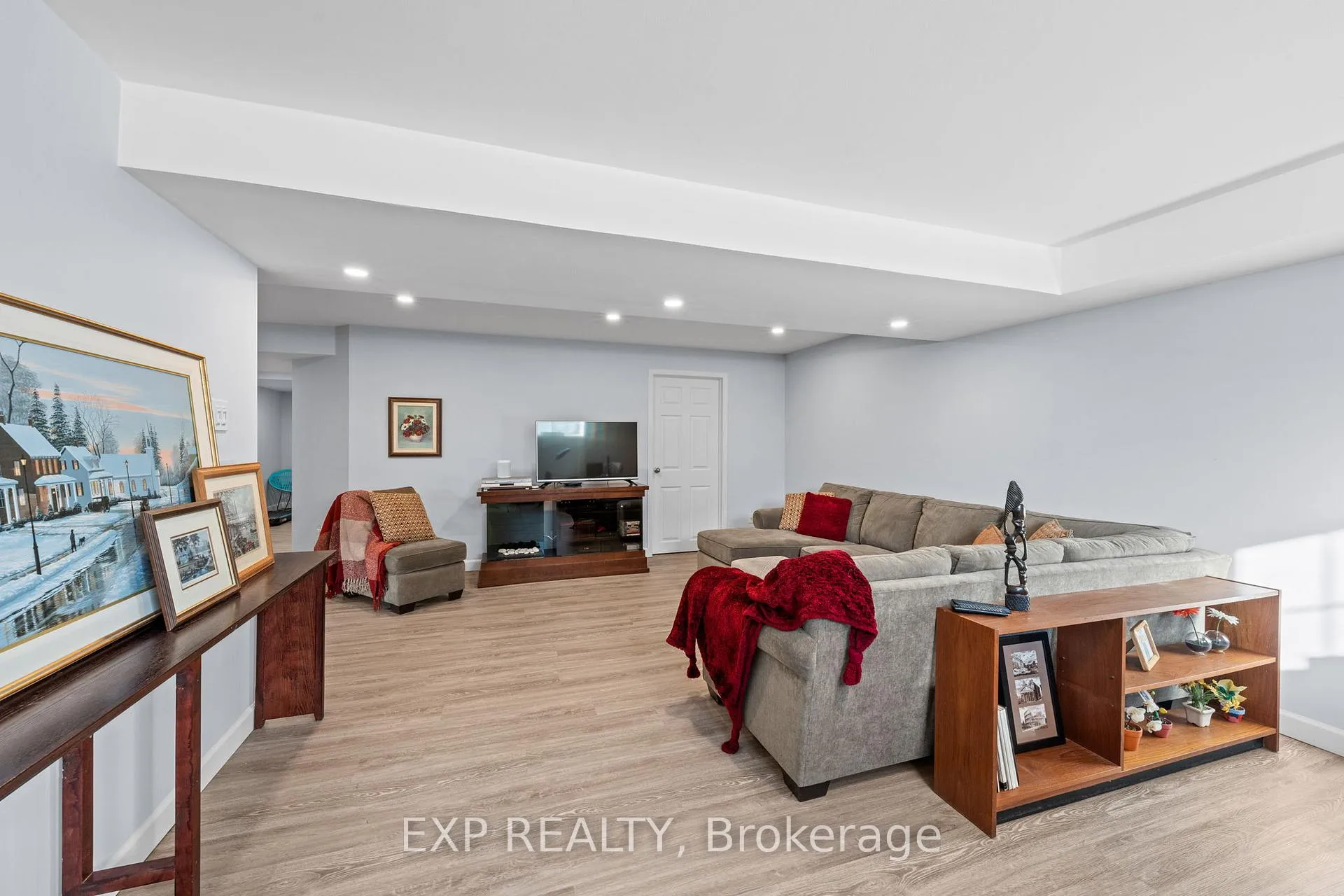 Photo 37 of 117 Joshua Street, Ottawa, Mer Bleue/Bradley Estates/Anderson Park — HOMEH
