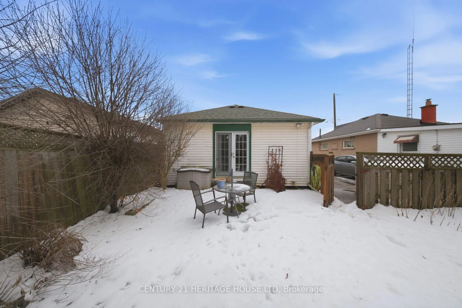 Photo 22 of 44 Curtis Street, Brantford — HOMEH