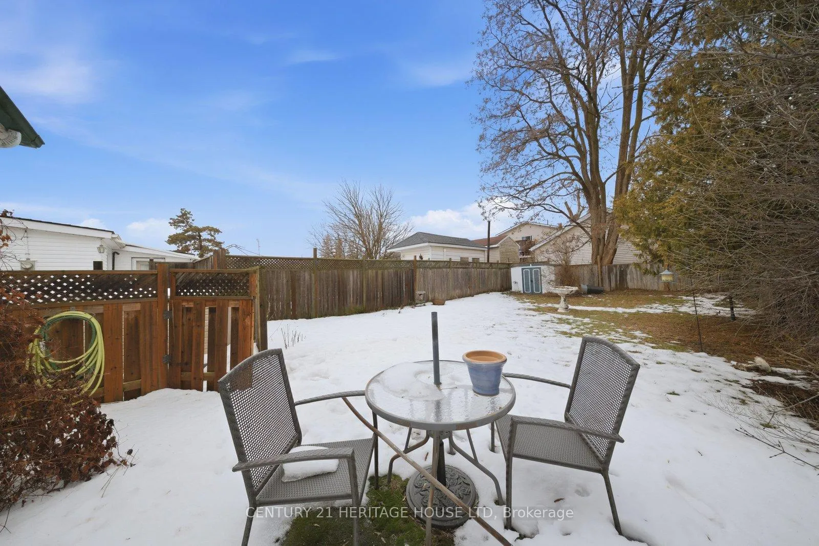 Photo 23 of 44 Curtis Street, Brantford — HOMEH