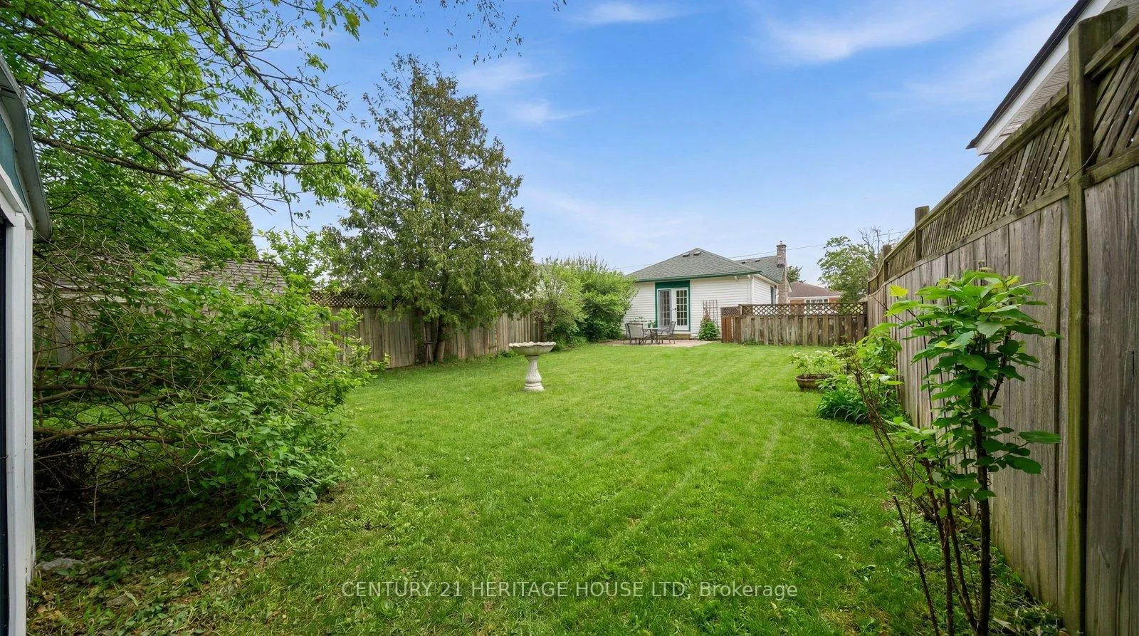 Photo 28 of 44 Curtis Street, Brantford — HOMEH
