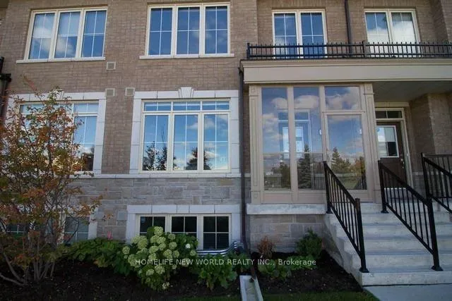 Photo 6 of Unit 29, 181 Parktree Drive, Vaughan, Maple — HOMEH