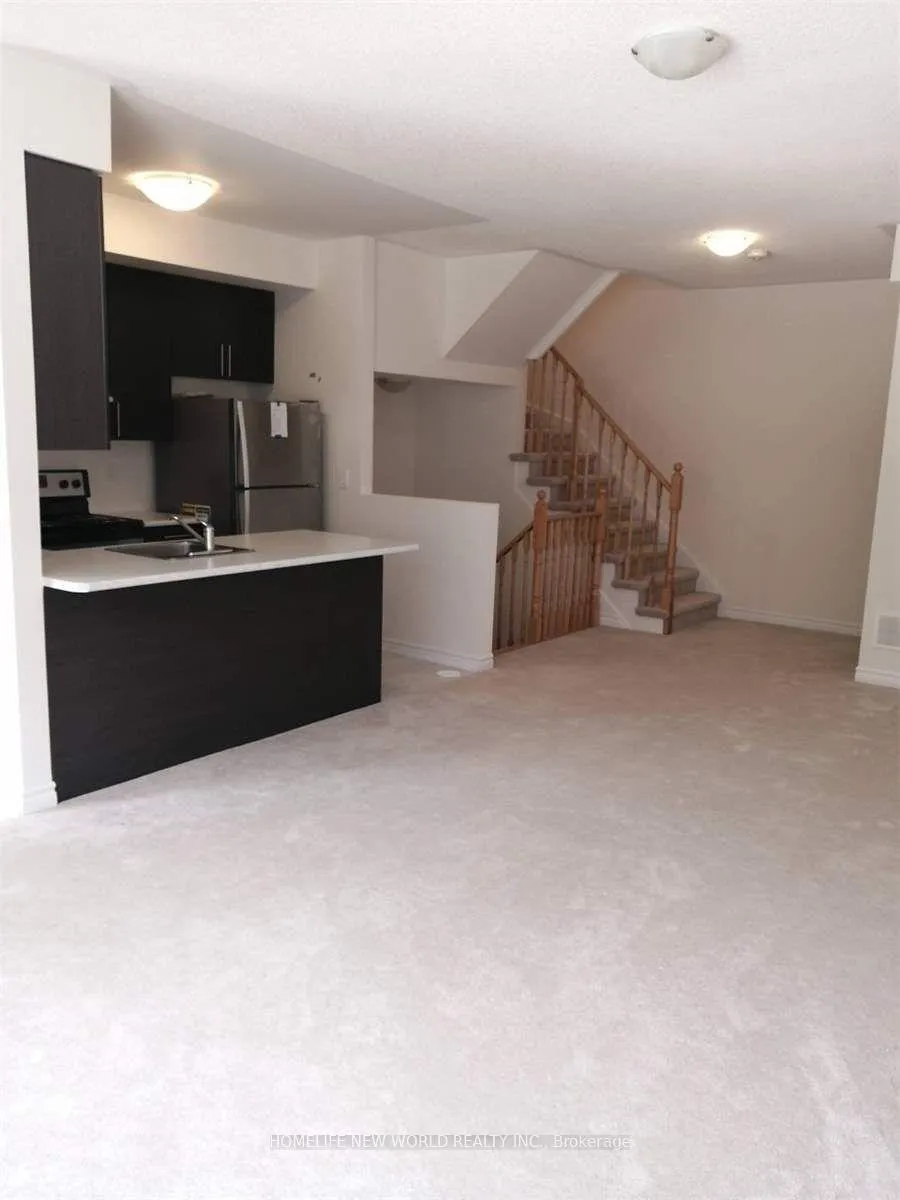 Photo 9 of Unit 29, 181 Parktree Drive, Vaughan, Maple — HOMEH