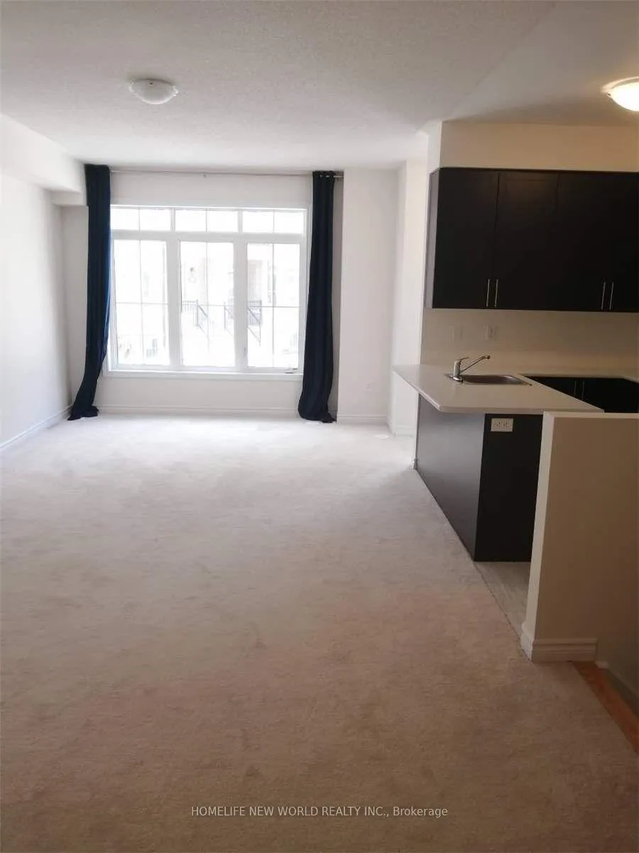 Photo 10 of Unit 29, 181 Parktree Drive, Vaughan, Maple — HOMEH